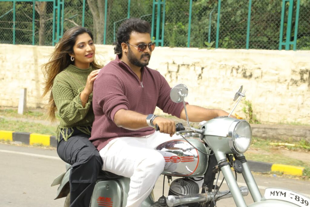 Kounteya Movie Manoranjan Villain Role Marks Actor's First Negative Character Director B.K. Chandrahass directing Kounteya movie scene