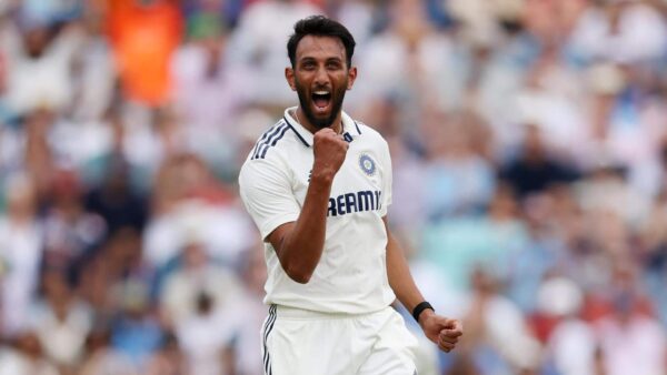 Prasidh Krishna Fast Bowling Career: Why the Right Mentorship Can Make Him India’s Next Great Pacer Prasidh Krishna bowling in a Test match for India