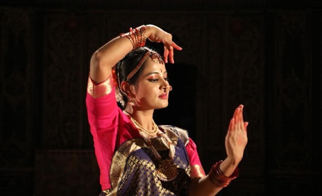 Mahakavi Movie Shoot Wrapped: Baraguru Ramachandrappa's 25th Film Enters Post-Production Actress Anusha Rai in her role in Mahakavi