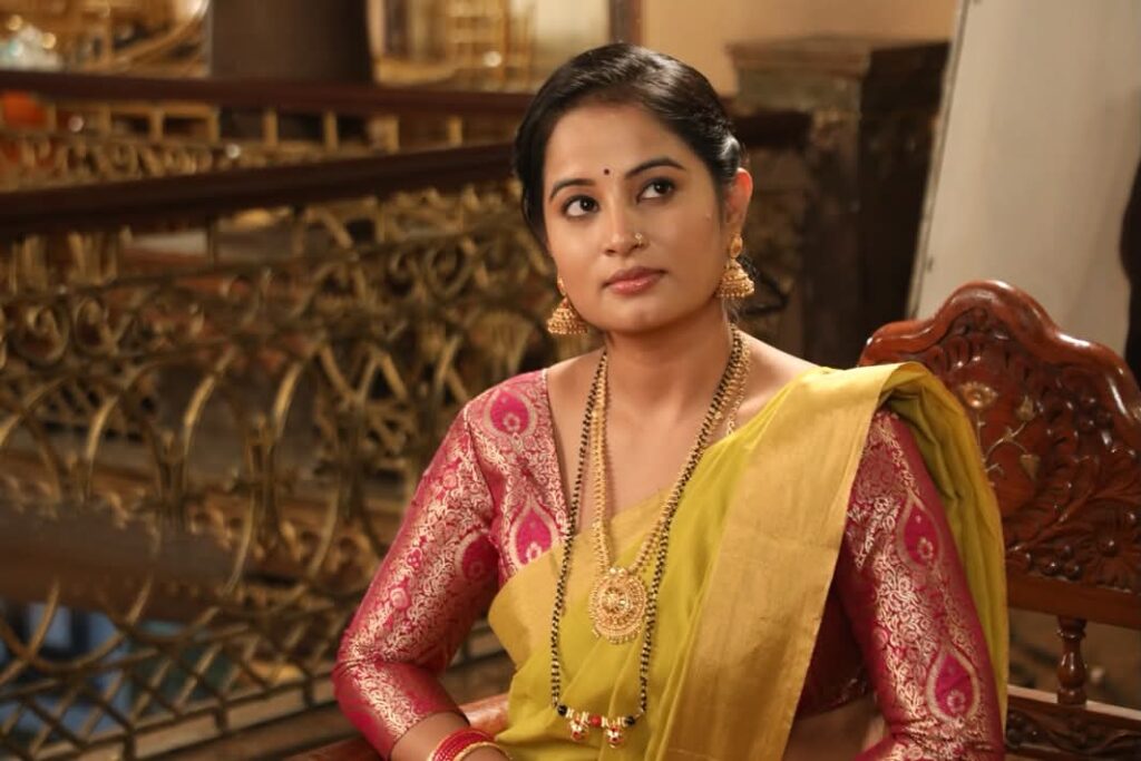 Mahakavi Movie Shoot Wrapped: Baraguru Ramachandrappa's 25th Film Enters Post-Production Director Baraguru Ramachandrappa on the sets of Mahakavi