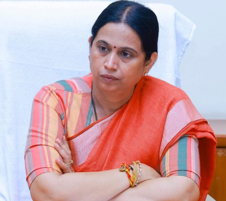 Minister Laxmi Hebbalkar addressing the Karnataka Legislative Assembly