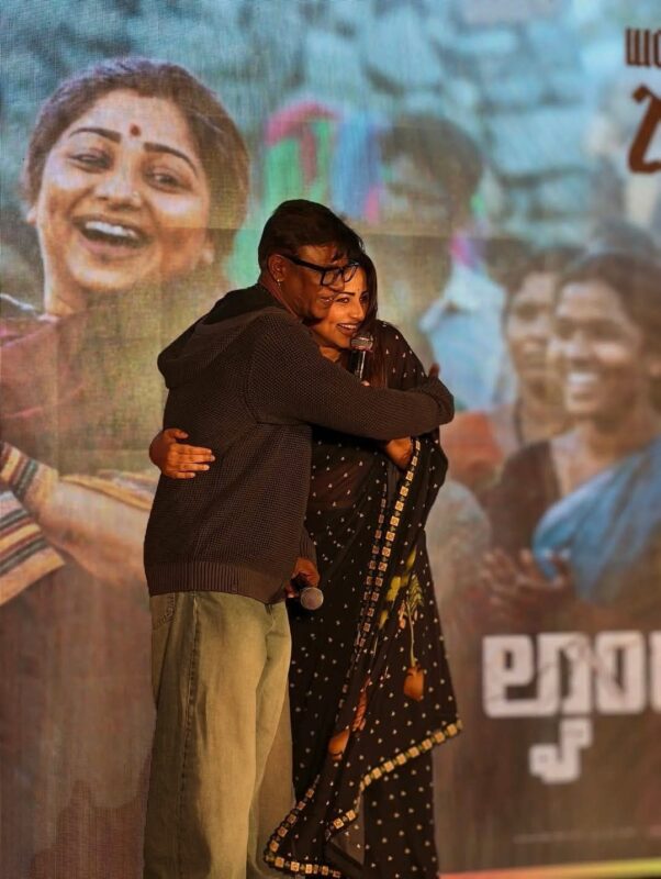 Behind-the-scenes moment from the sets of Landlord during the Ningavva Ningavva song shoot.