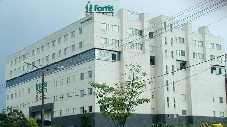 Fortis Acquires People Tree Hospital in ₹430 Crore Deal Exterior of People Tree Hospital in Yeshwanthpur, Bengaluru, recently acquired by Fortis.