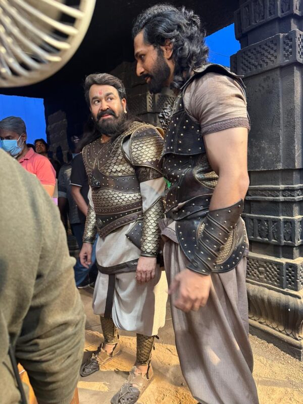 Scene still featuring Samarjit Lankesh and Mohanlal together in Vrushabha.