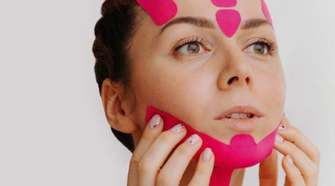 Face Taping Skincare: The Overnight Trend to Reduce Wrinkles and Tension A before-and-after visual comparison showing relaxed facial muscles after face taping.