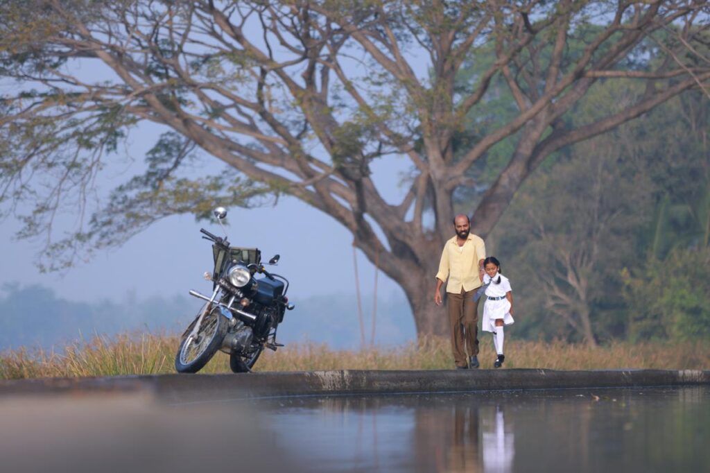Raj B Shetty in his police officer uniform from Rakkasapuradhol.