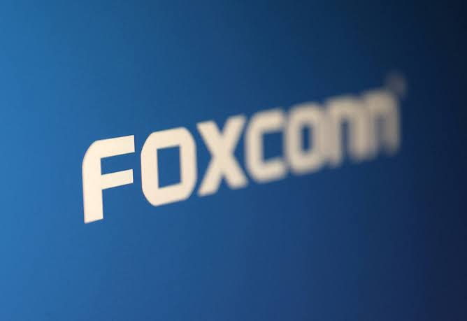 A group of new female employees in training at the Foxconn facility.

