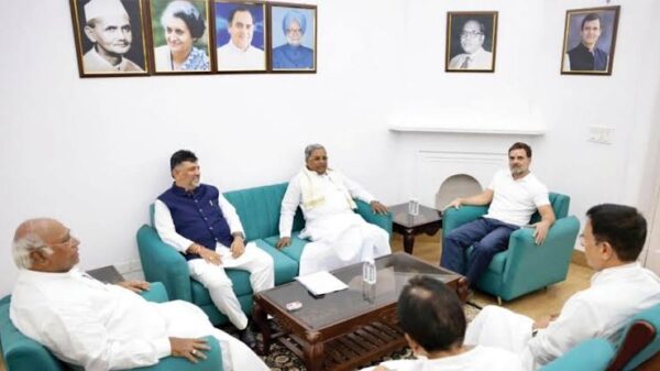 High Command Steps In: Rahul Gandhi Meets Karnataka Leaders Separately in Mysuru
