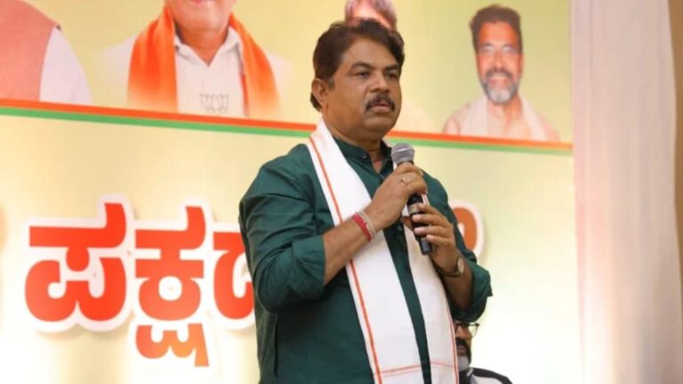 Media Access Curbs in Legislature Complex Ignite Political Confrontation